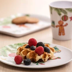 Hanging Out For Christmas Plate (Set Of 4)