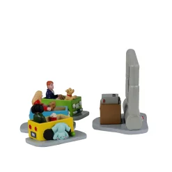 Lemax Backyard Drive - In