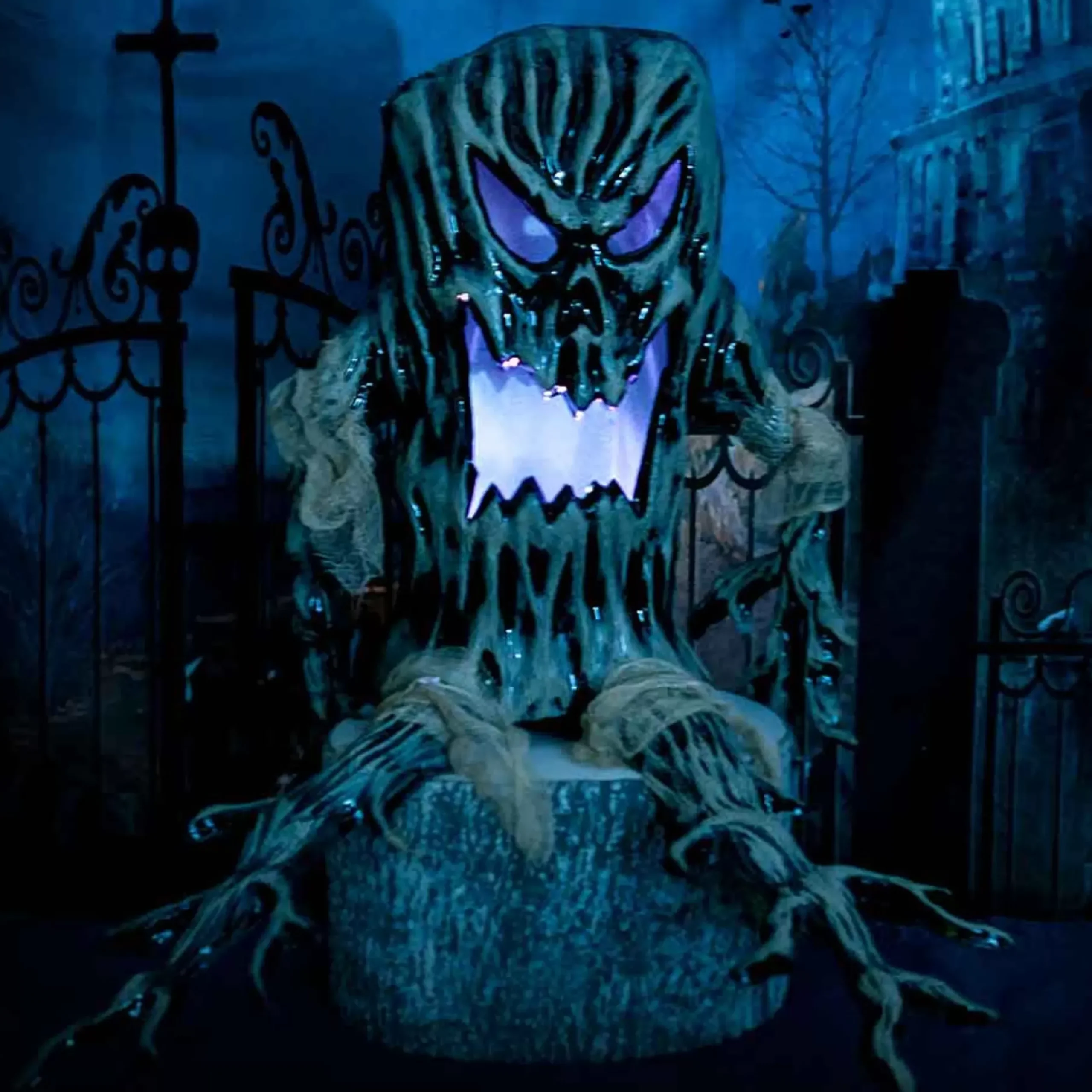 Light Color Change Tree Ghost - 80Cm