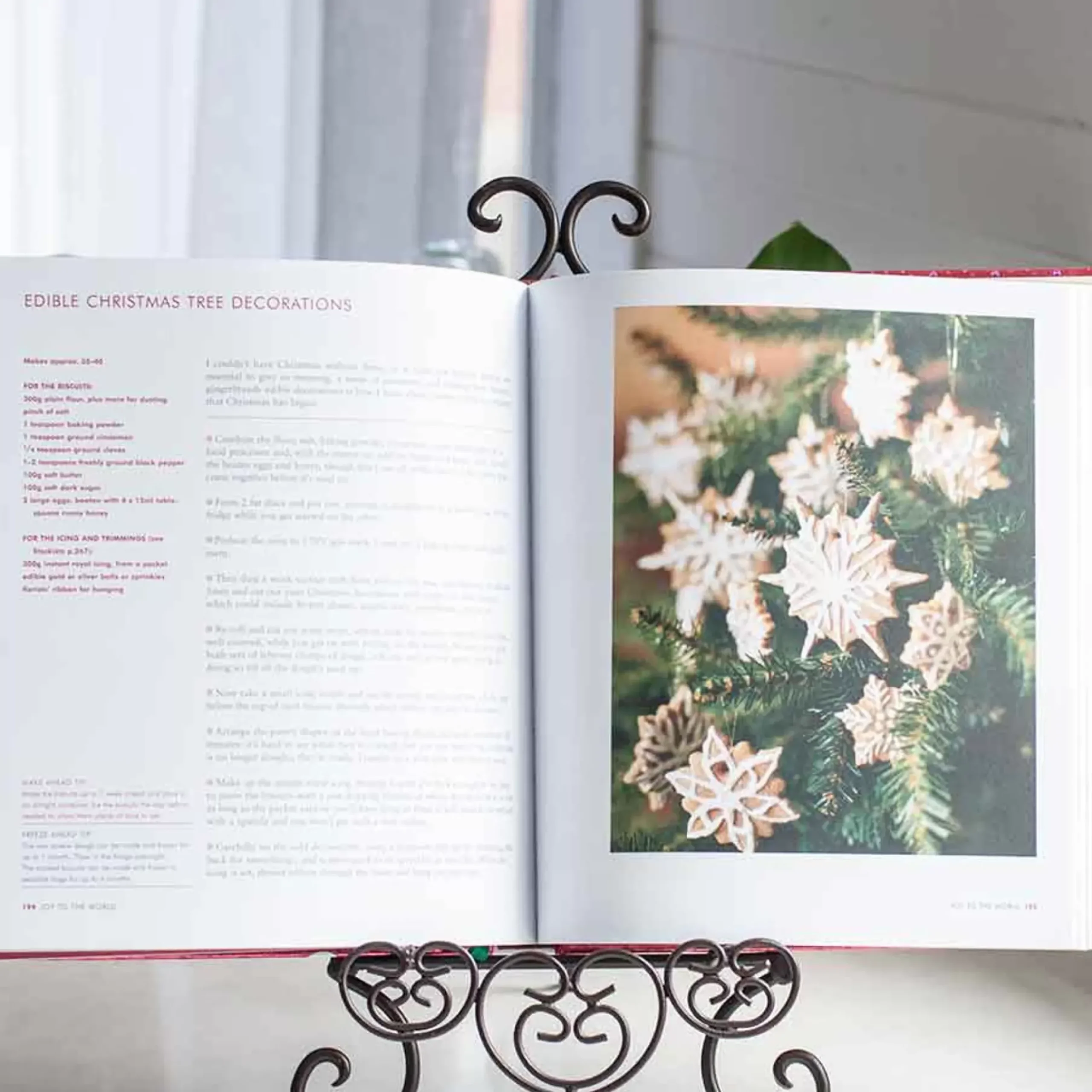 Nigella Christmas Book (Hardback) - 27.5Cm
