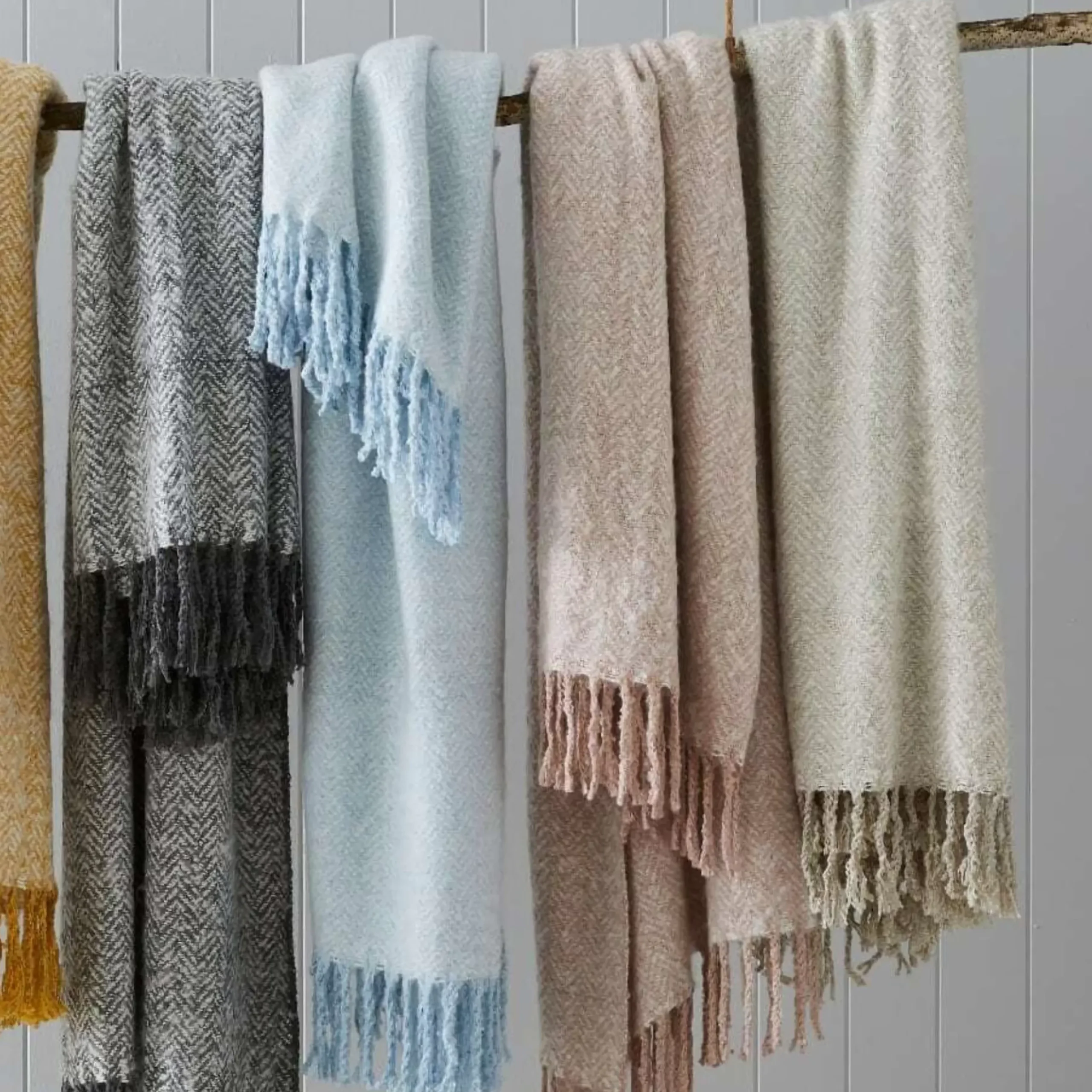 Oatmeal Herringbone Acrylic Throw - 152Cm