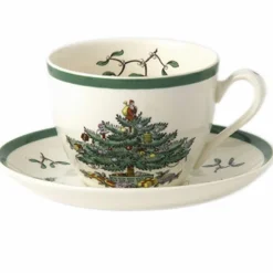 Spode Christmas Tea Cup And Saucer - Set Of 4